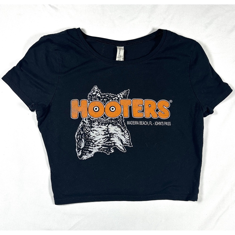 Hooters Madeira Beach FL Johns Pass Black Graphic Crop Top Bella Canvas XS/S